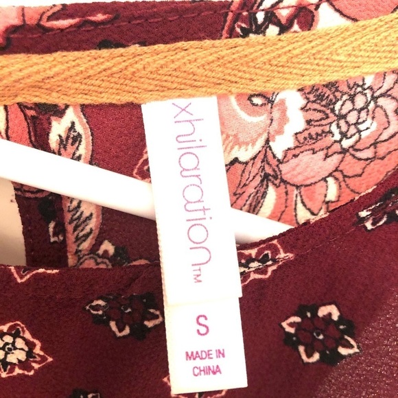 2/$15 Xhilaration - Maroon Patterned Tank top - Picture 7 of 8